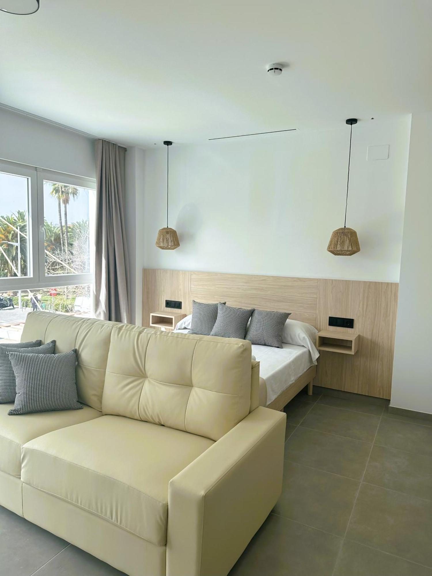 Almar 52 Suites Valencia Exterior photo