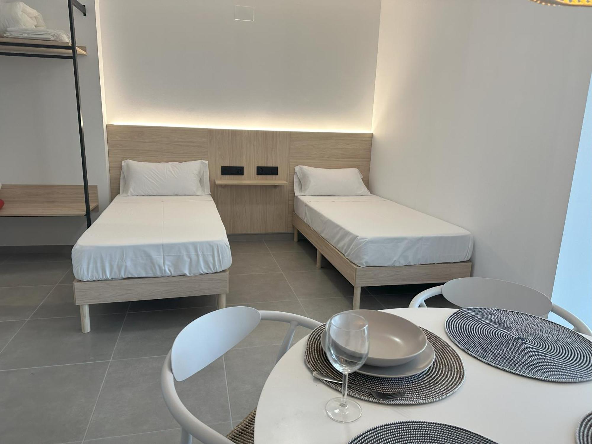 Almar 52 Suites Valencia Exterior photo