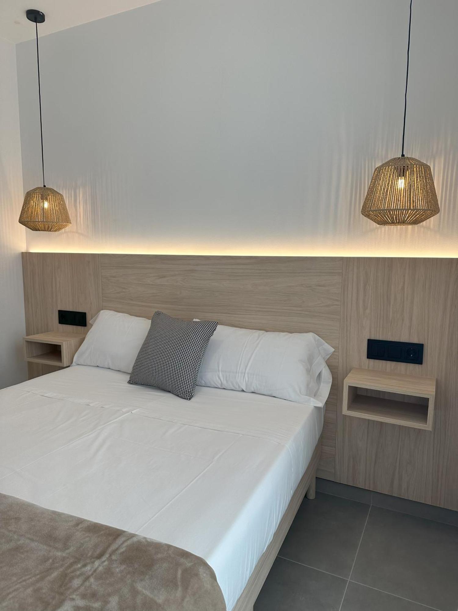 Almar 52 Suites Valencia Exterior photo